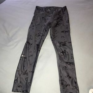 Gray under armour leggings size medium